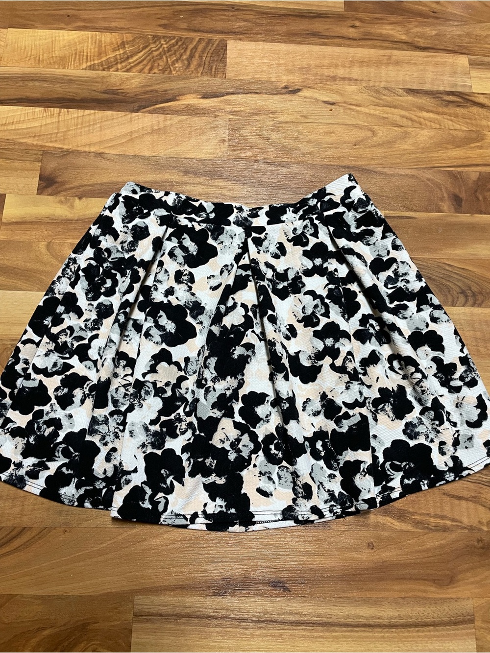 Joe B Floral Print Skater Skirt Black & Cream